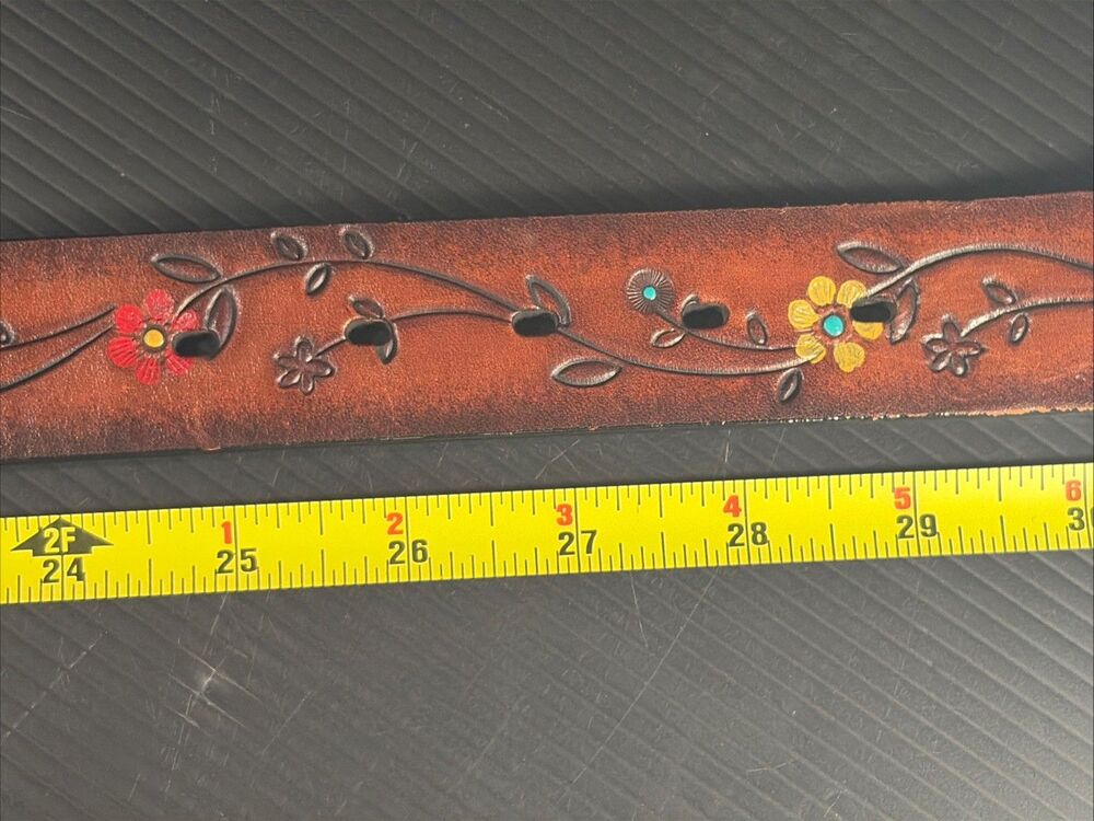 Brighton Leather Belt Womens Small 28 Brown Embossed Flower Heart Buckle Western - Picture 15 of 16